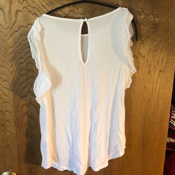 Ruffled sleeve white top - Picture 3 of 3